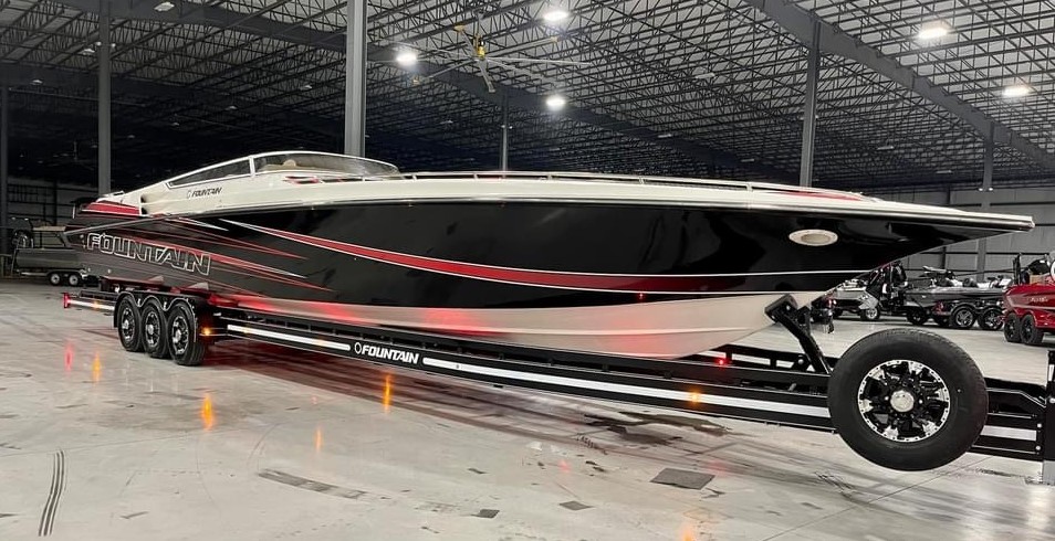 Custom Loadmaster trailer for a Fountain 42 Lightning